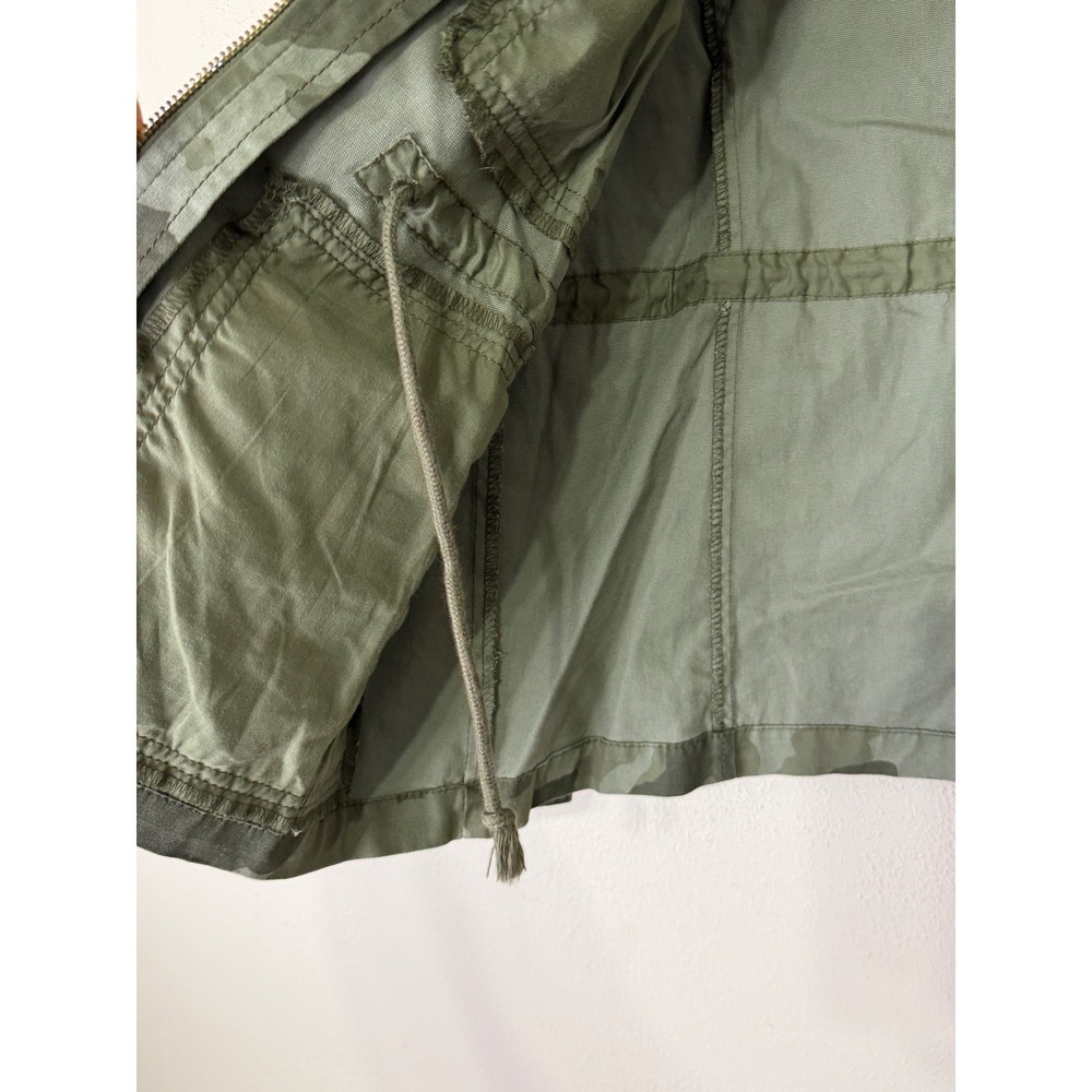 Old Navy Womens Camo Utility Field Jacket Green Medium Petite Gorpcore - Picture 8 of 11